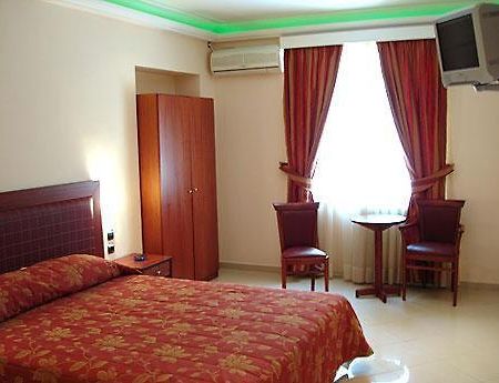 Brazil Hotel Athén Kültér fotó