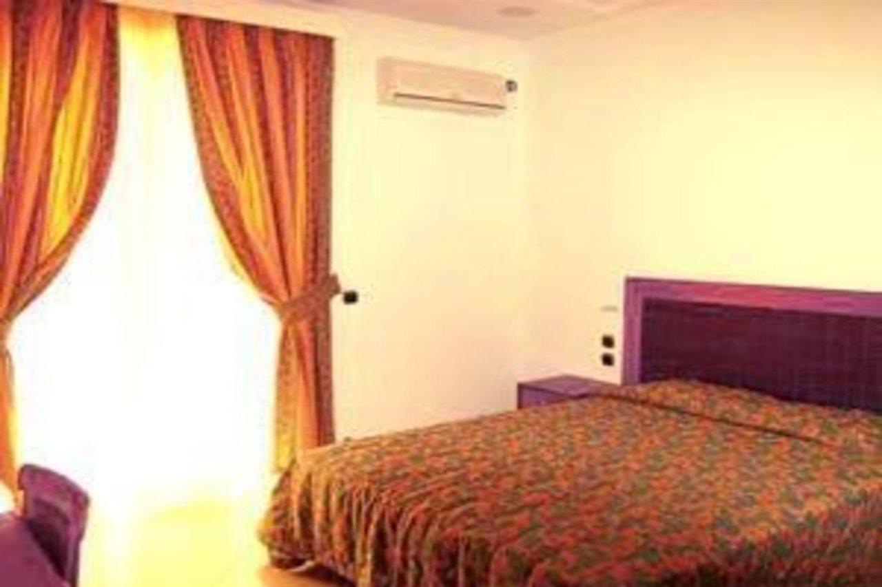 Brazil Hotel Athén Kültér fotó